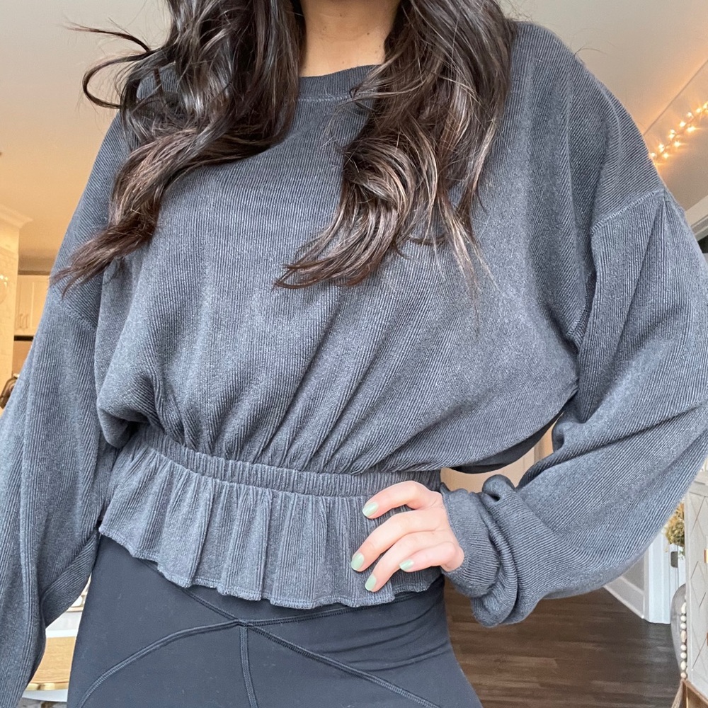 Zara Blouse - Picture 2 of 4